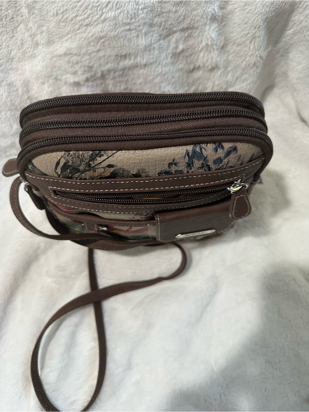 Multisac Floral Crossbody Bag in Brown and Multicolor - Picture 4 of 8